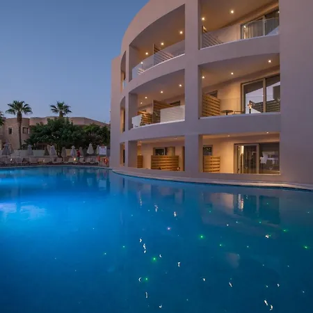 Cactus Hotel 4*